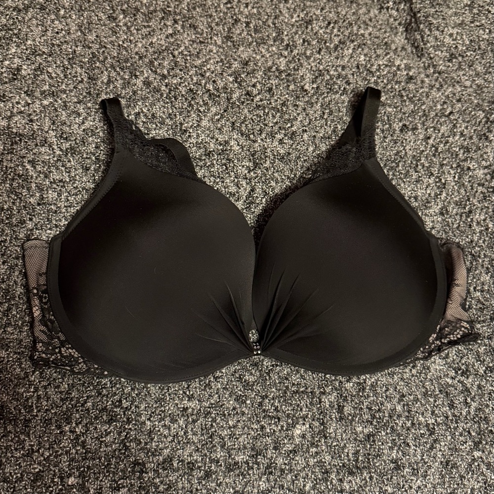 Victoria’s Secret Padded Demi Bra size 36D